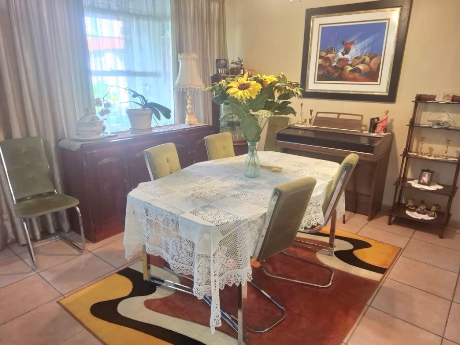 2 Bedroom Property for Sale in Greenhills Gauteng