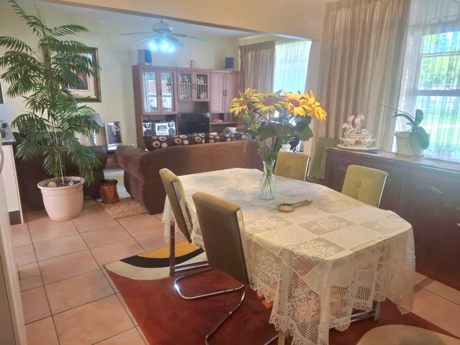 2 Bedroom Property for Sale in Greenhills Gauteng