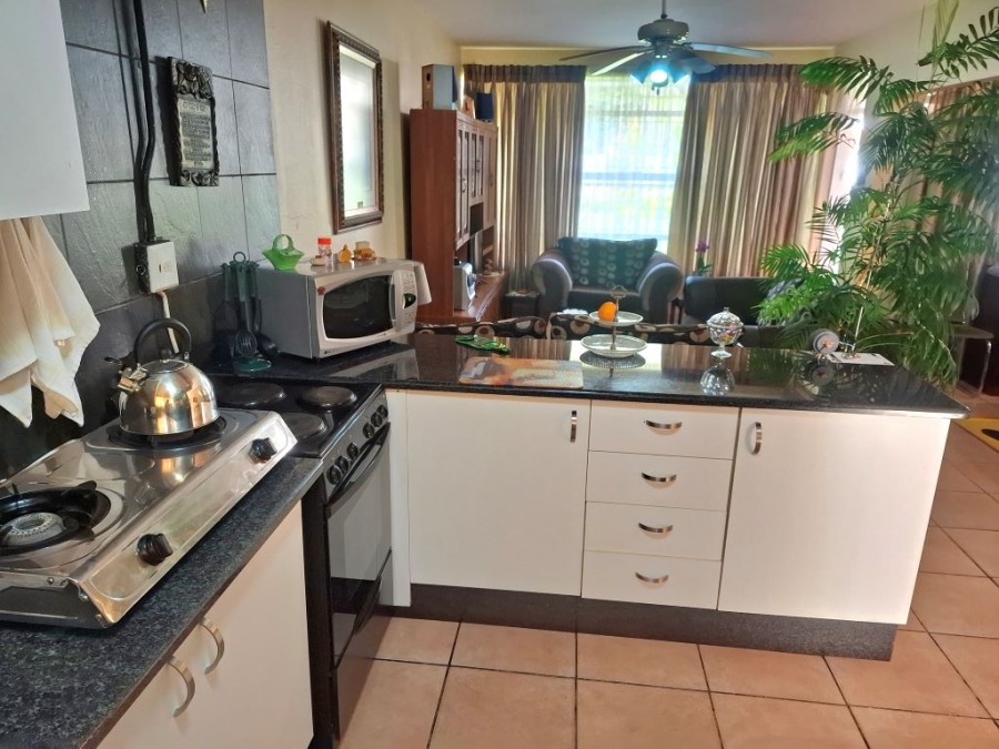 2 Bedroom Property for Sale in Greenhills Gauteng