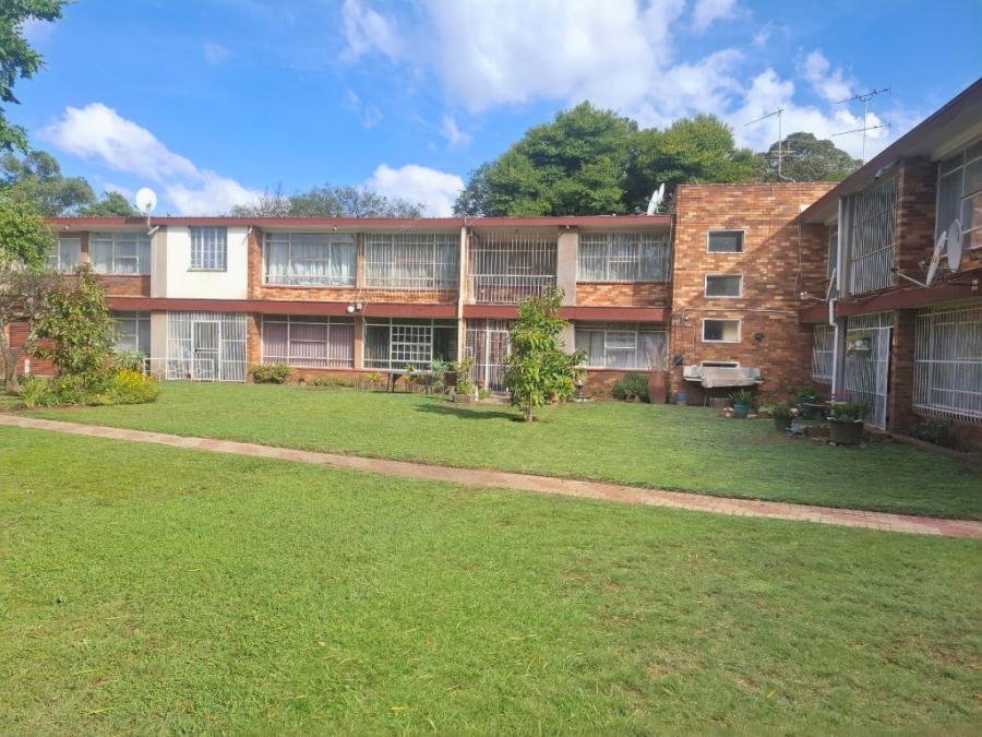 2 Bedroom Property for Sale in Greenhills Gauteng