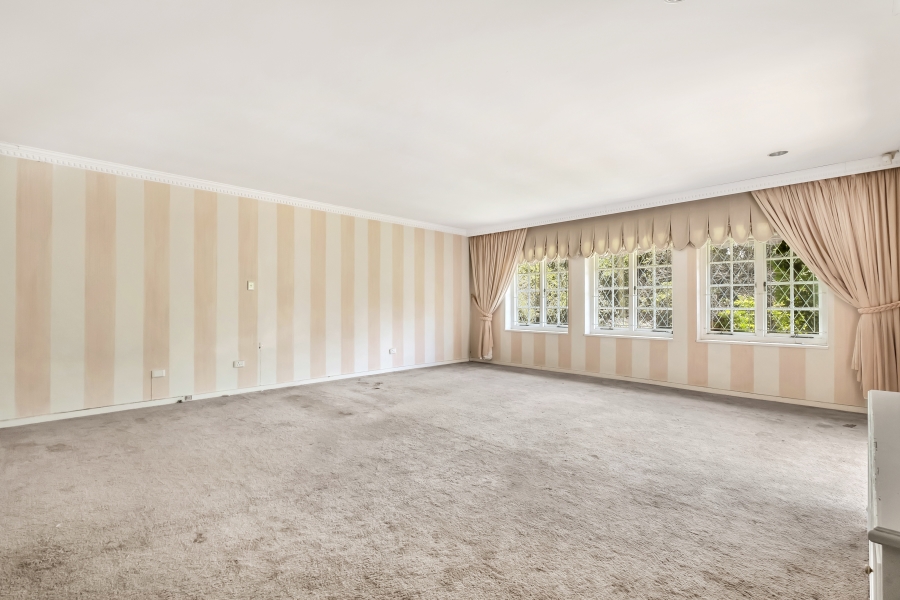 6 Bedroom Property for Sale in Dunkeld Gauteng