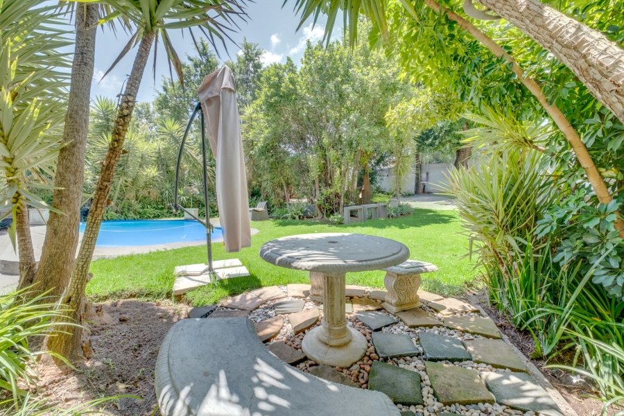 3 Bedroom Property for Sale in Fontainebleau Gauteng