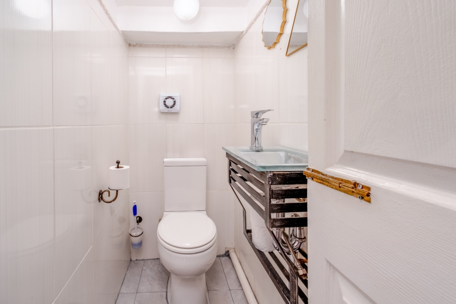 3 Bedroom Property for Sale in Fontainebleau Gauteng