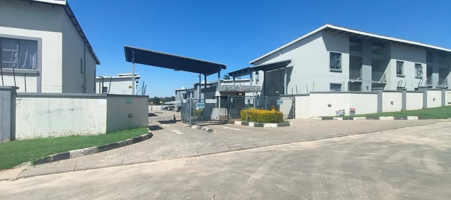 To Let 2 Bedroom Property for Rent in Witpoortjie Gauteng