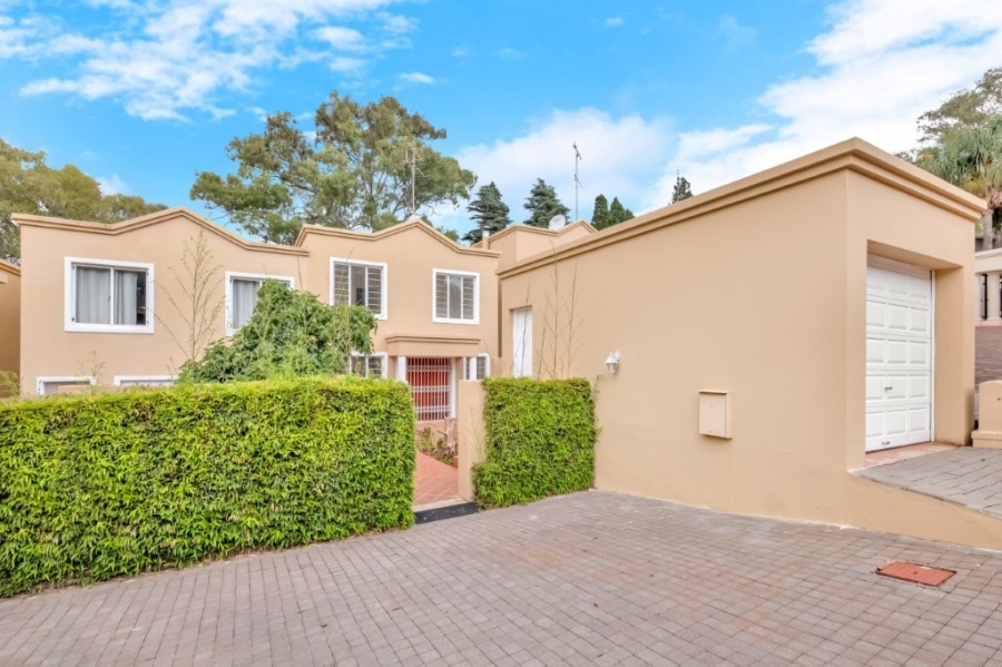 2 Bedroom Property for Sale in Melrose North Gauteng