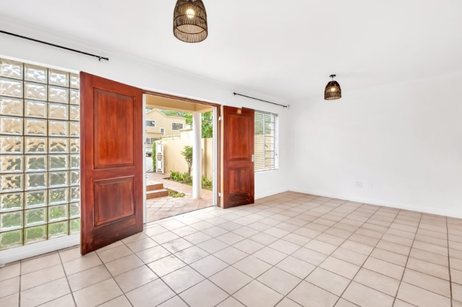 2 Bedroom Property for Sale in Melrose North Gauteng