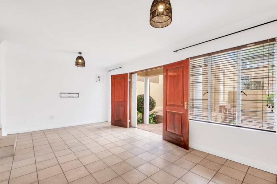 2 Bedroom Property for Sale in Melrose North Gauteng