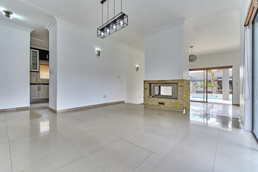 To Let 6 Bedroom Property for Rent in Kyalami Glen Estate Gauteng