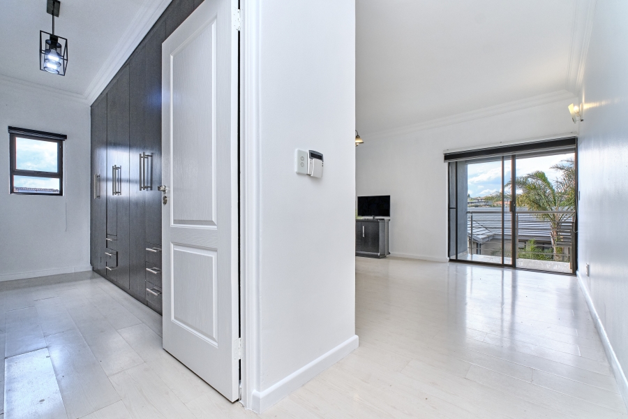 To Let 6 Bedroom Property for Rent in Kyalami Glen Estate Gauteng