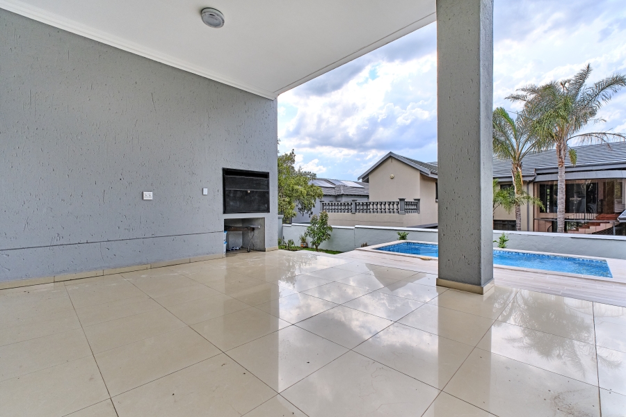 To Let 6 Bedroom Property for Rent in Kyalami Glen Estate Gauteng