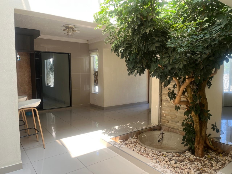 3 Bedroom Property for Sale in Noordwyk Gauteng