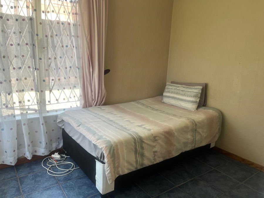 3 Bedroom Property for Sale in Noordwyk Gauteng