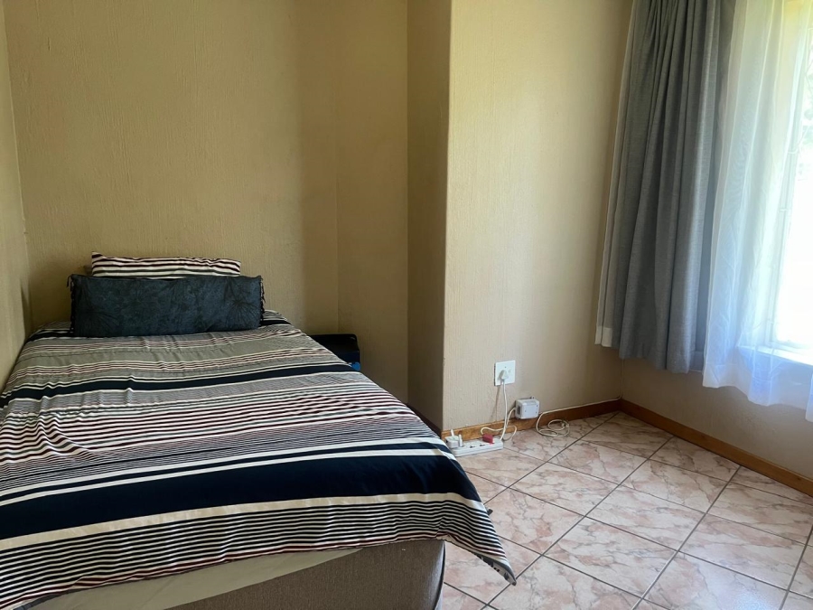 3 Bedroom Property for Sale in Noordwyk Gauteng