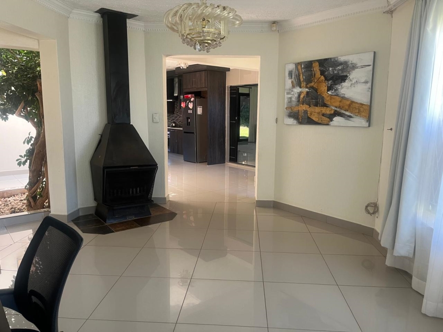 3 Bedroom Property for Sale in Noordwyk Gauteng
