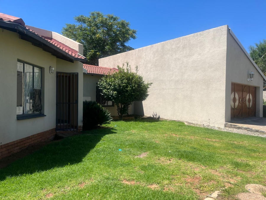3 Bedroom Property for Sale in Noordwyk Gauteng