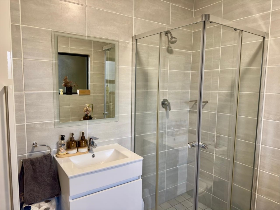 3 Bedroom Property for Sale in Waterfall Gauteng