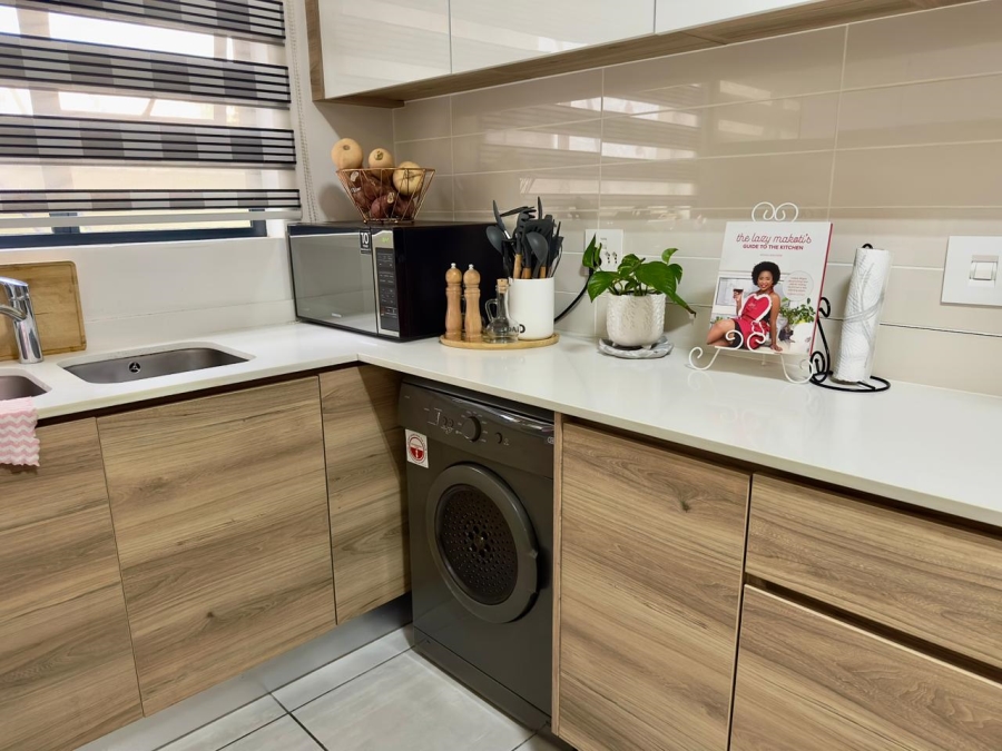 3 Bedroom Property for Sale in Waterfall Gauteng