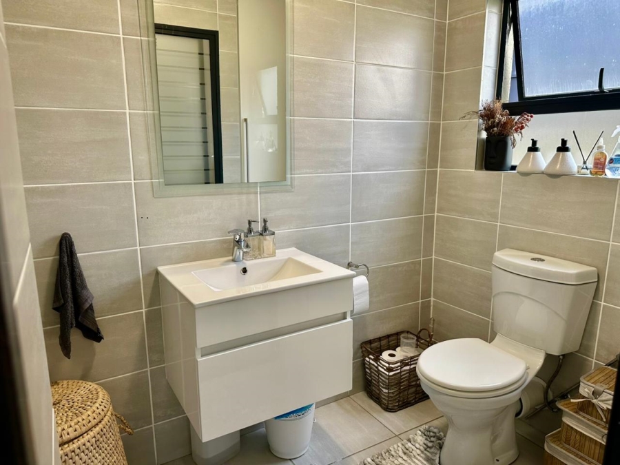 3 Bedroom Property for Sale in Waterfall Gauteng