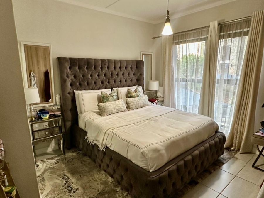 3 Bedroom Property for Sale in Waterfall Gauteng