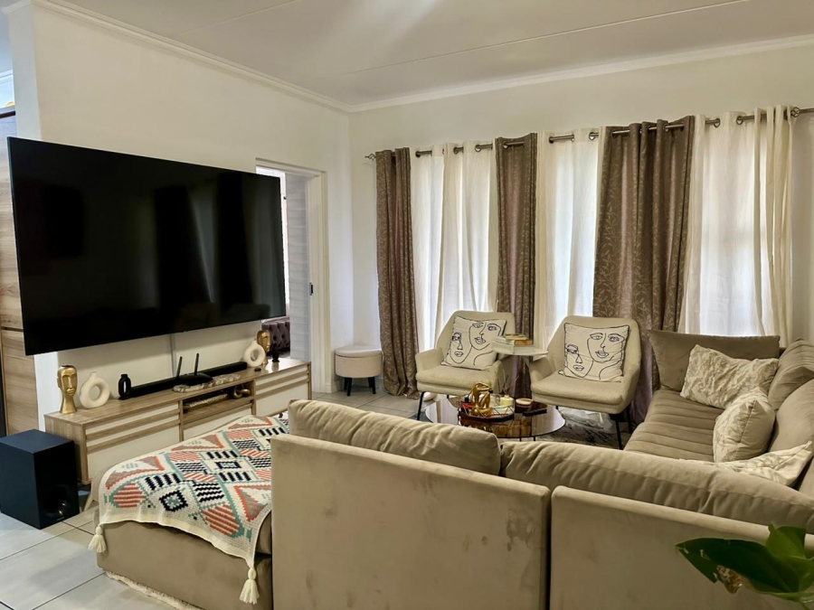 3 Bedroom Property for Sale in Waterfall Gauteng