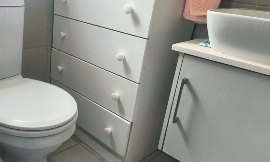 1 Bedroom Property for Sale in Groblerpark Gauteng