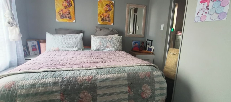 1 Bedroom Property for Sale in Groblerpark Gauteng