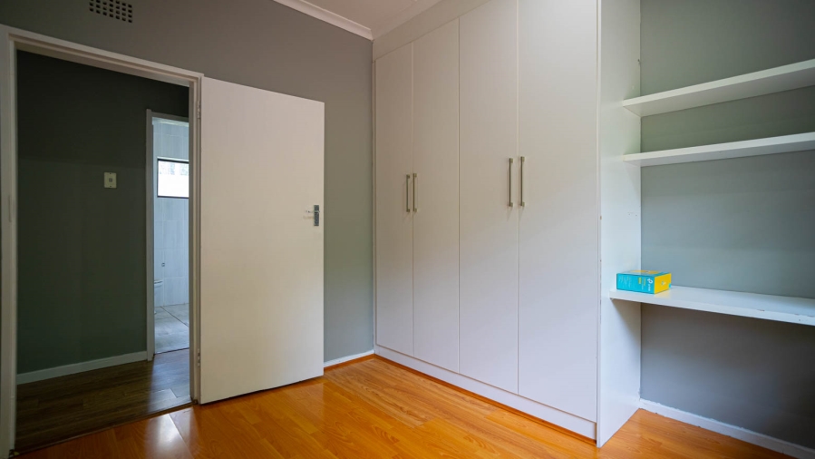 To Let 4 Bedroom Property for Rent in Vorna Valley Gauteng