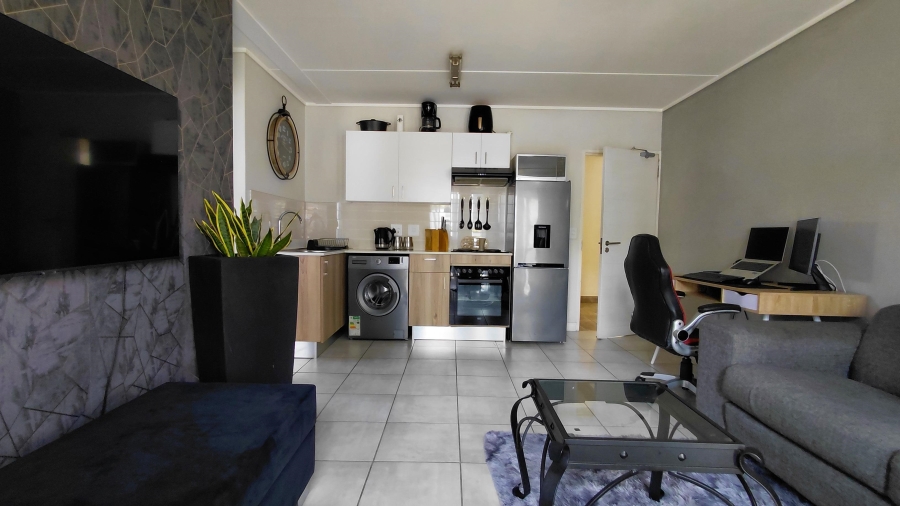 1 Bedroom Property for Sale in Lilianton Gauteng