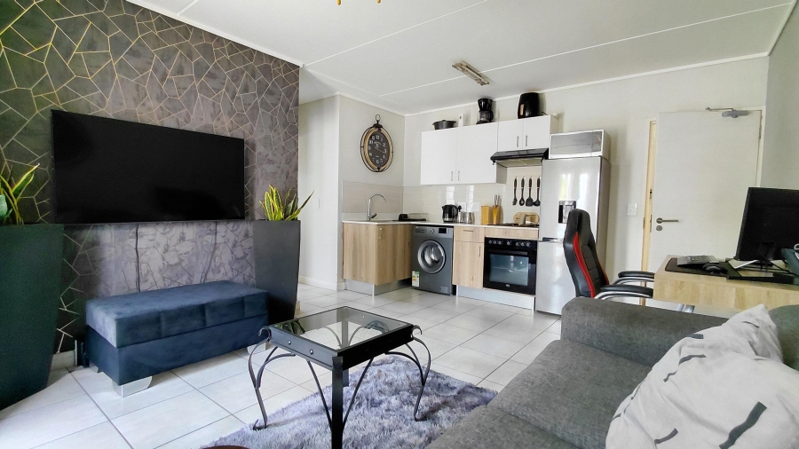 1 Bedroom Property for Sale in Lilianton Gauteng