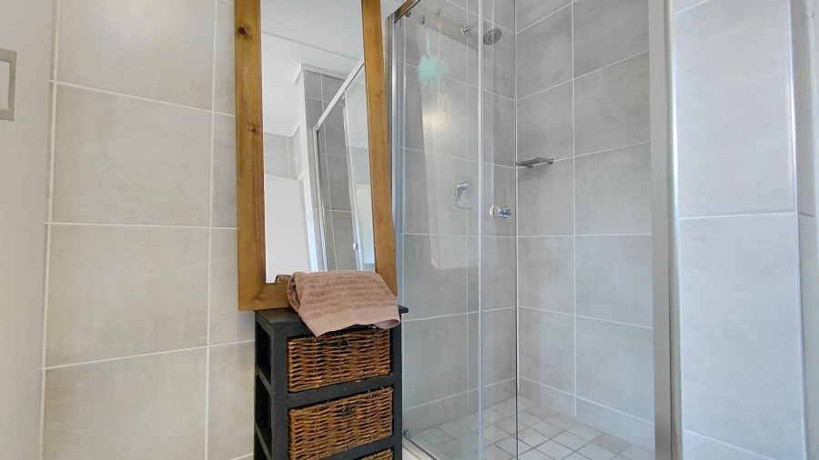 1 Bedroom Property for Sale in Lilianton Gauteng