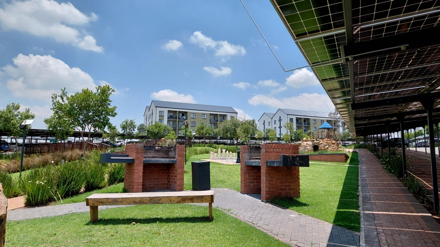 1 Bedroom Property for Sale in Lilianton Gauteng