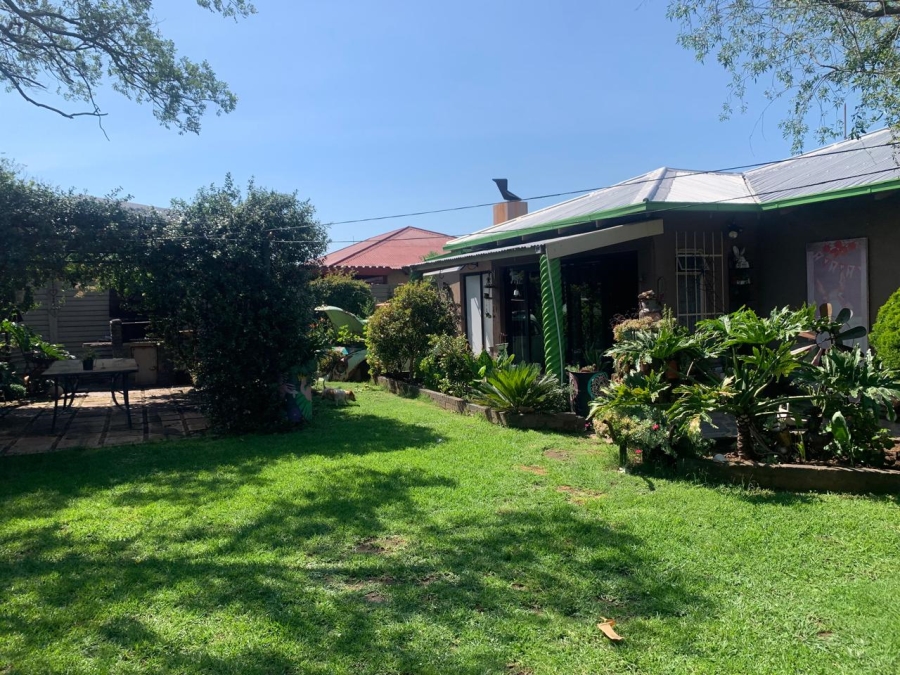 5 Bedroom Property for Sale in Vanderbijlpark Cw 6 Gauteng