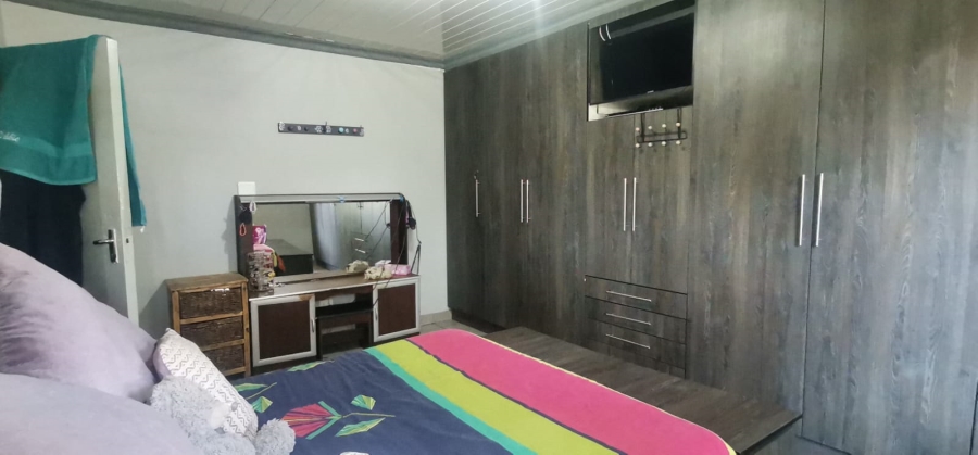 5 Bedroom Property for Sale in Vanderbijlpark Cw 6 Gauteng