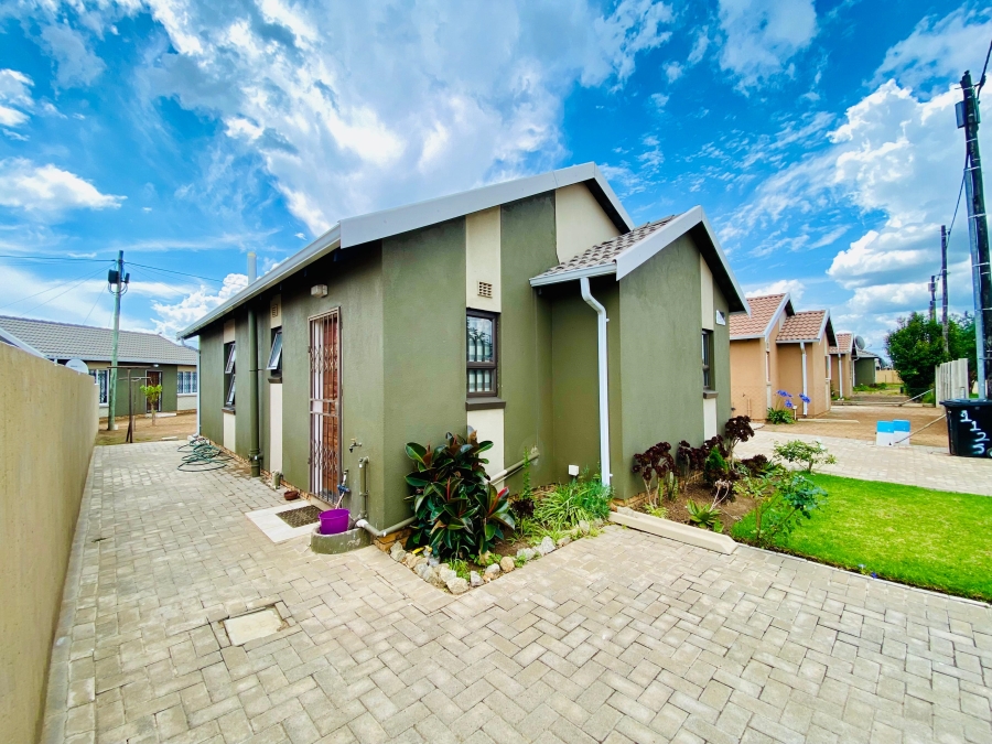 3 Bedroom Property for Sale in Savanna City Gauteng