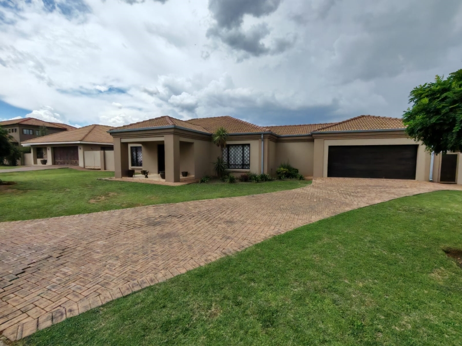 4 Bedroom Property for Sale in Three Rivers East Gauteng