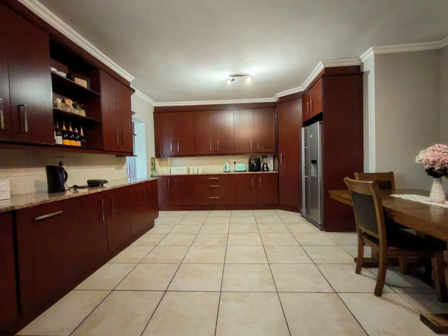 4 Bedroom Property for Sale in Three Rivers East Gauteng