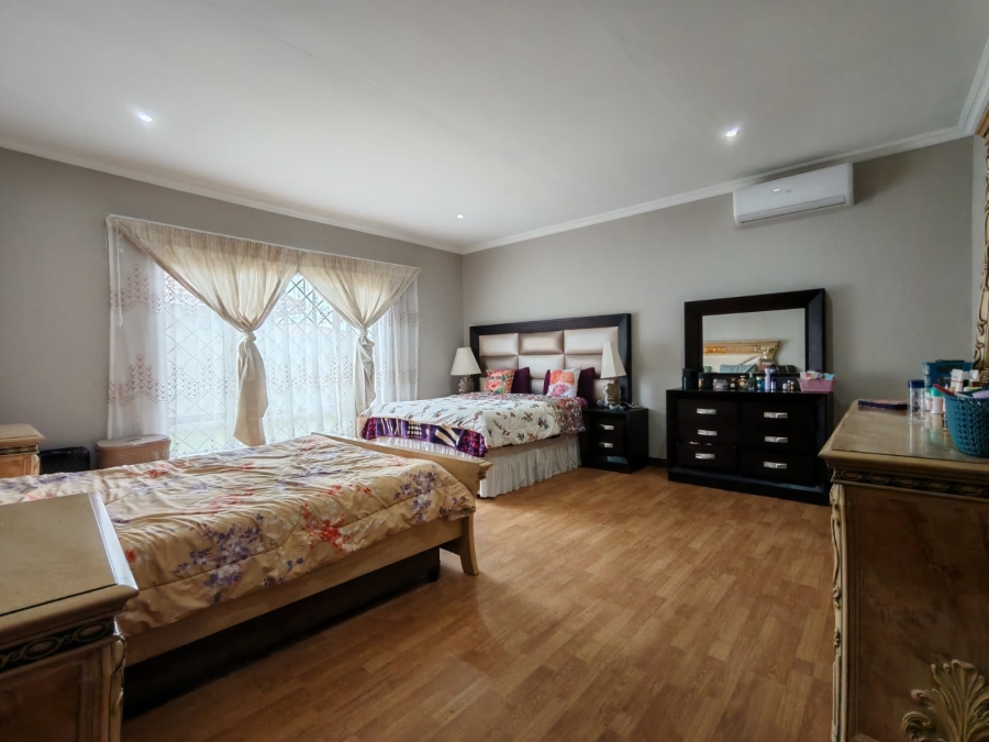 4 Bedroom Property for Sale in Three Rivers East Gauteng