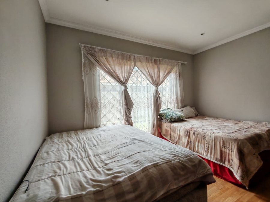 4 Bedroom Property for Sale in Three Rivers East Gauteng