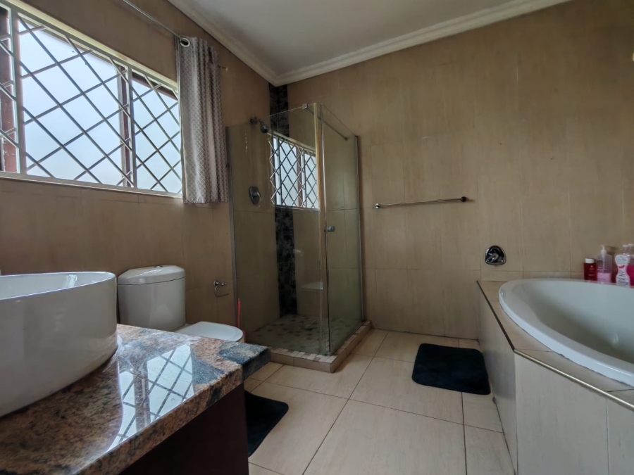 4 Bedroom Property for Sale in Three Rivers East Gauteng