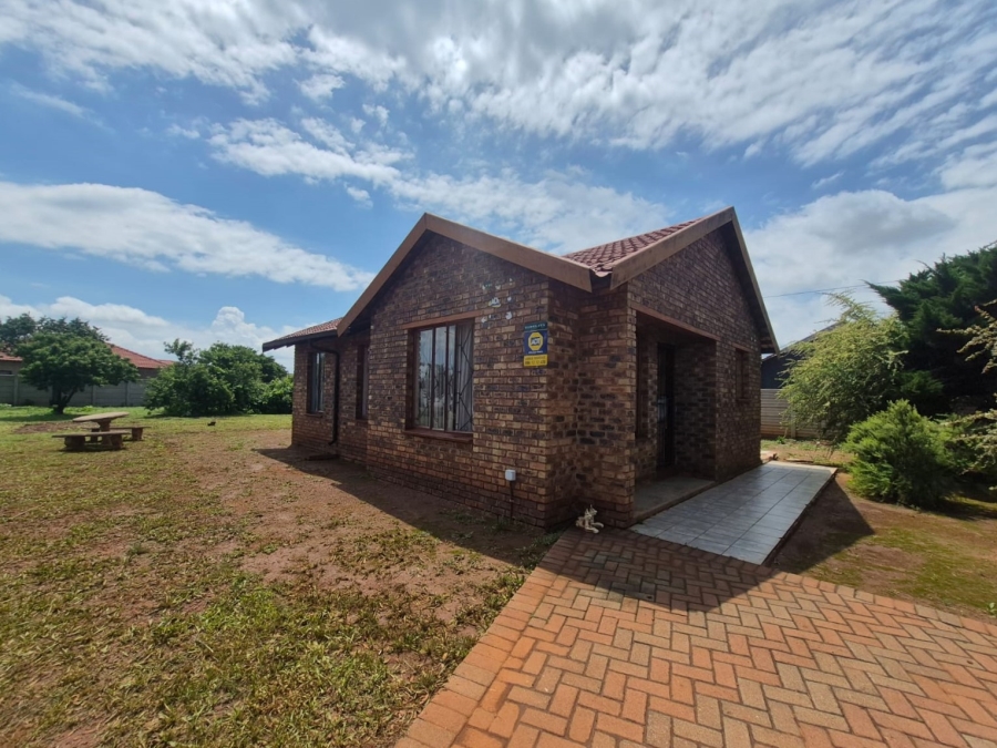 3 Bedroom Property for Sale in Meyerton Park Gauteng