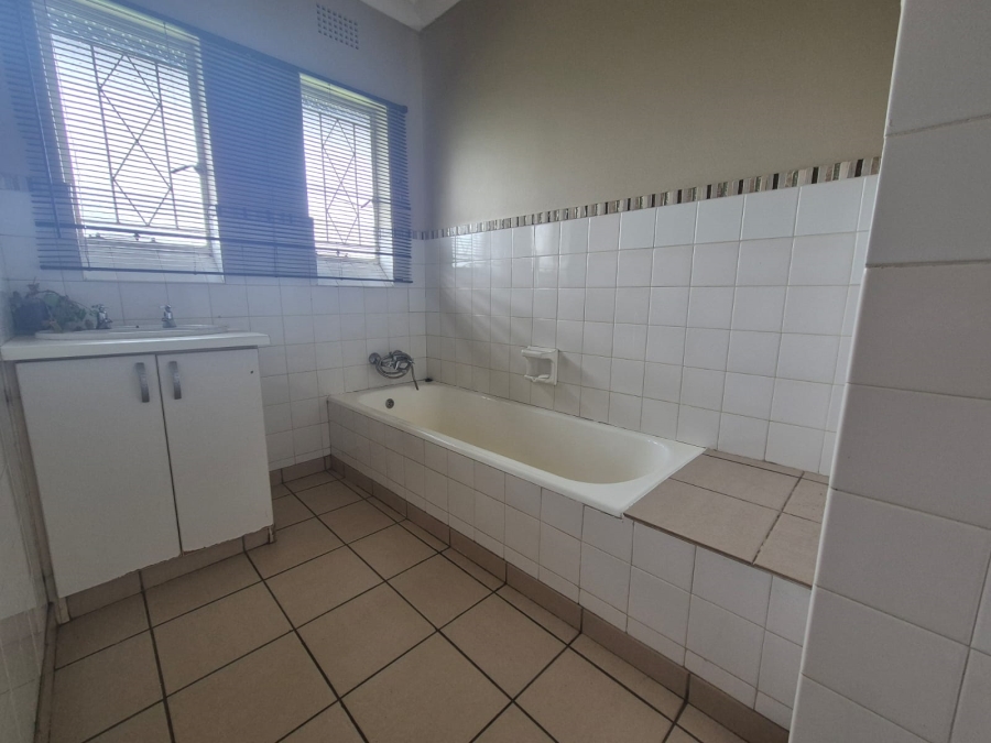3 Bedroom Property for Sale in Three Rivers Gauteng