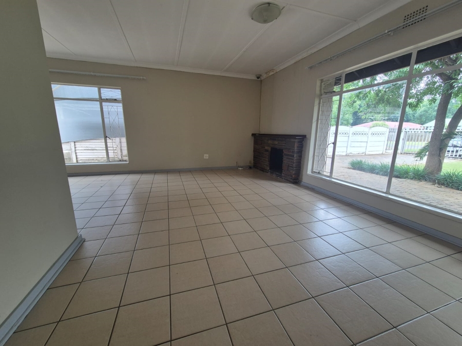 3 Bedroom Property for Sale in Three Rivers Gauteng