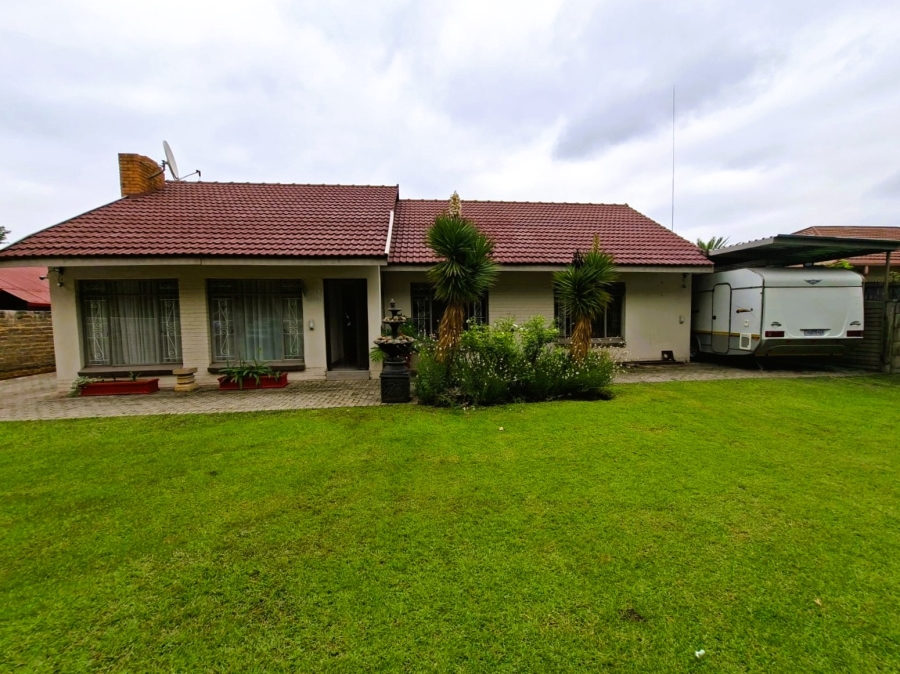 3 Bedroom Property for Sale in Three Rivers Gauteng