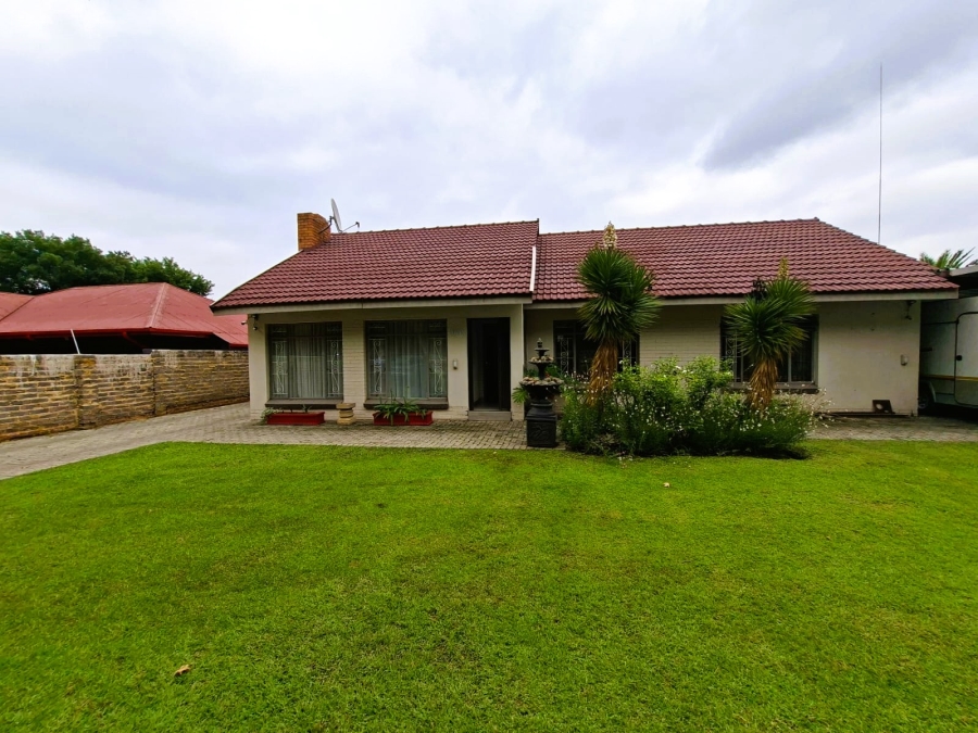 3 Bedroom Property for Sale in Three Rivers Gauteng