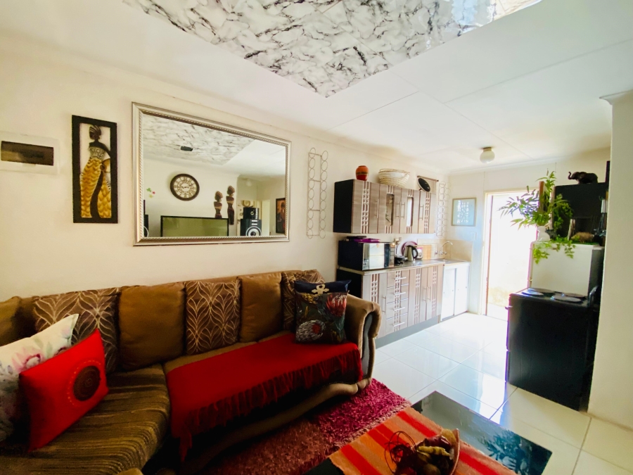 2 Bedroom Property for Sale in Stretford Gauteng