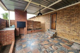 3 Bedroom Property for Sale in Florauna Gauteng
