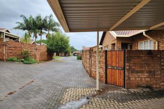 3 Bedroom Property for Sale in Florauna Gauteng
