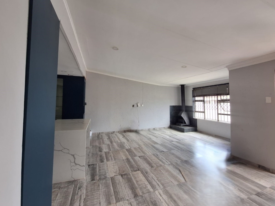 2 Bedroom Property for Sale in Ratanda Gauteng