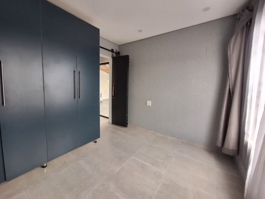 2 Bedroom Property for Sale in Ratanda Gauteng