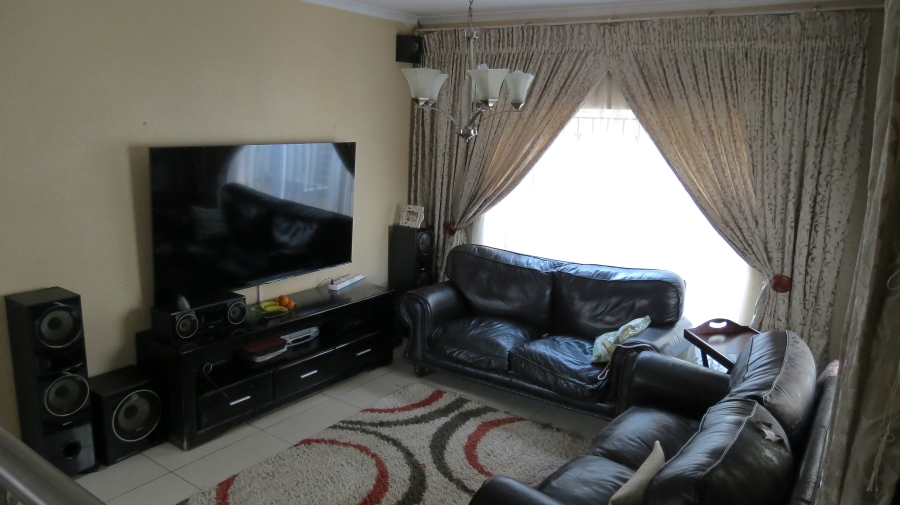 3 Bedroom Property for Sale in Kagiso Gauteng